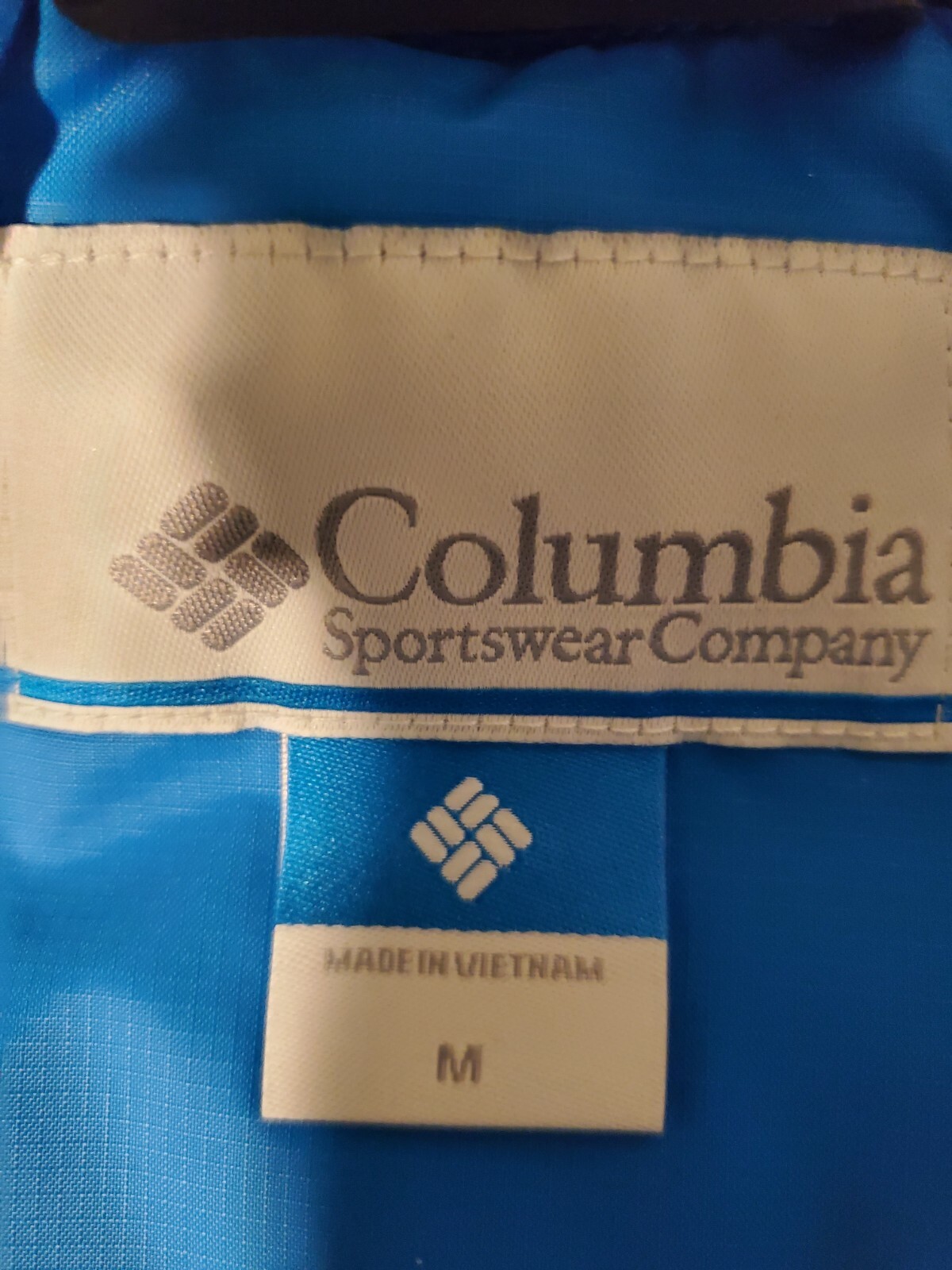 COLUMBIA SPORTSWEAR COMPANY BLUE & BLACK WINTER JACKET HIGHLY WATER  RESITANT MED | eBay