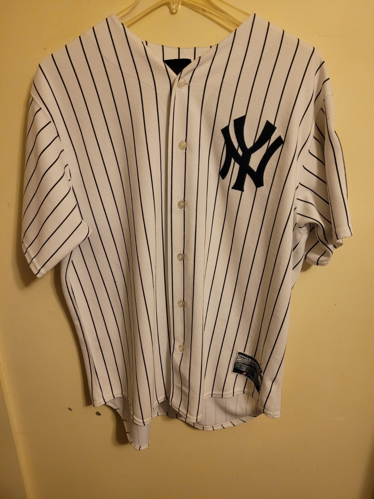 Mickey Mantle 150 of 1000 MAJESTIC 2008 YANKEE FINAL SEASON JERSEY. LIM. EDITION