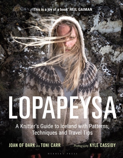 Lopapeysa by Kyle Cassidy (Hardback Book)