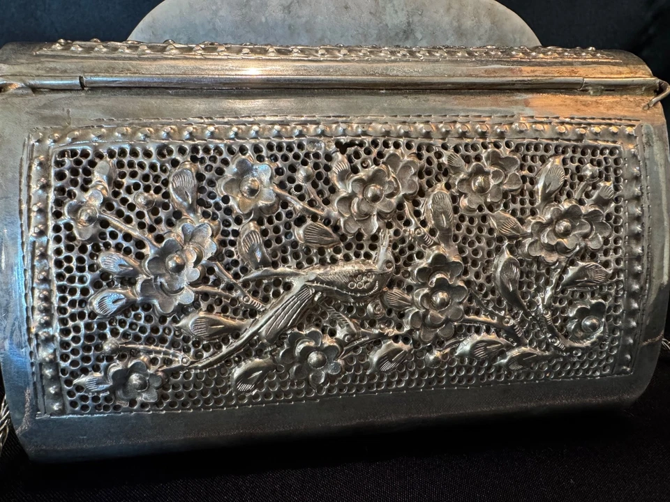 Antique Silver Crossbody Purse Handcrafted - Image 4 of 4