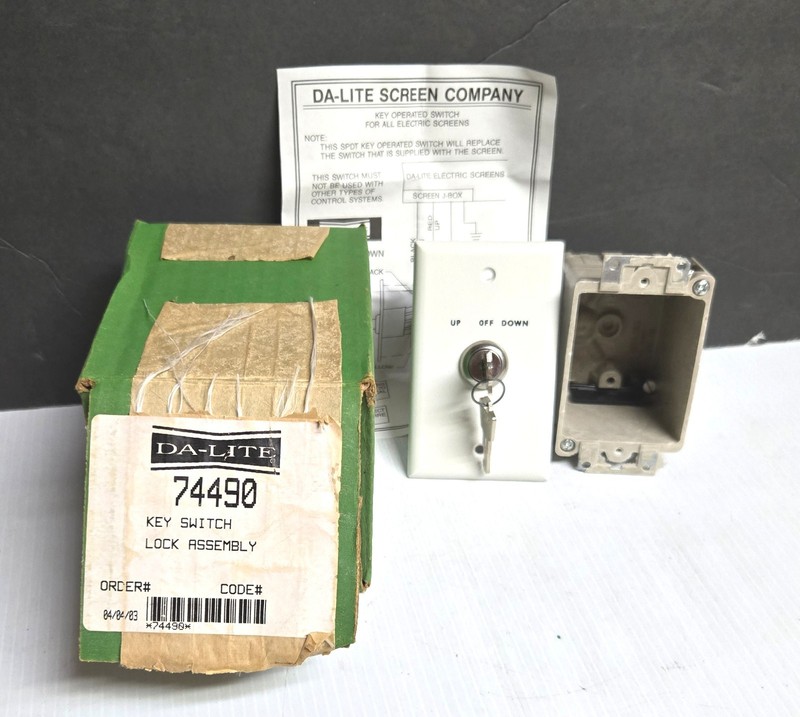 DA-LITE SCREEN COMPANY 74490 KEY OPERATED SWITCH FOR ALL ELECTRIC SCREENS - NIB