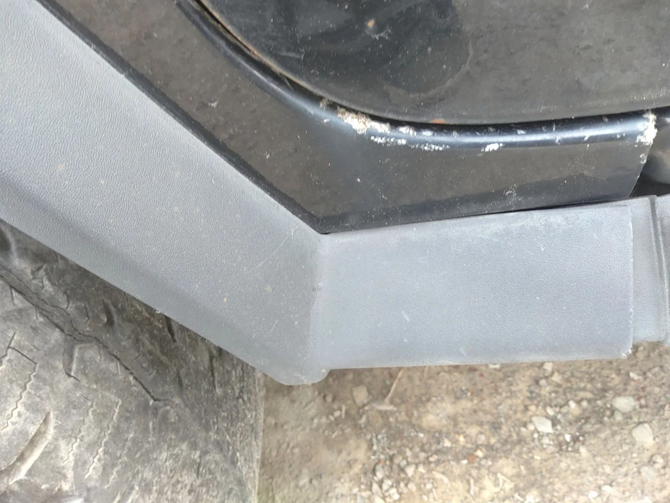 06 HUMMER H2 Fender Scratches Driver Leftblack41u Foto 2 de 2