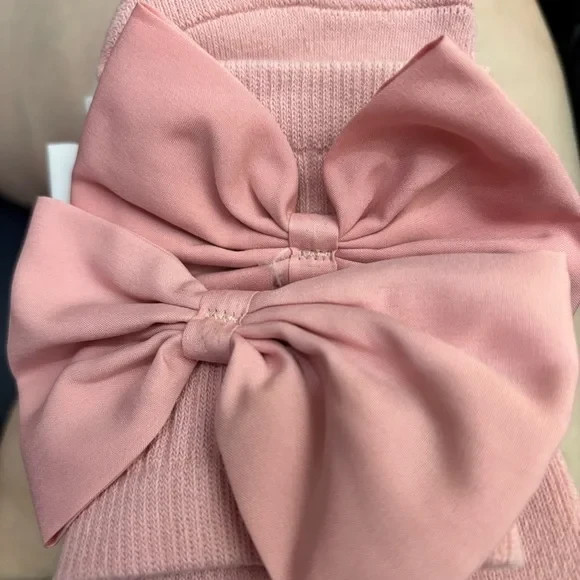 House Of Harlow 2Pk Grippy Yoga-Barre Socks w/Bow No Slip 1 Sz Fits Most Whi/Pnk