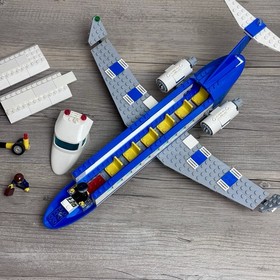 LEGO City Passenger Plane #3181 2010 90% Complete with Mini Figures Preowned