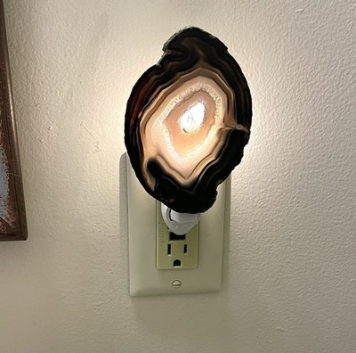 AGATE SLICE LED NIGHT LIGHT   Premium Brazilian Crystal Geode Agate  ON / OFF
