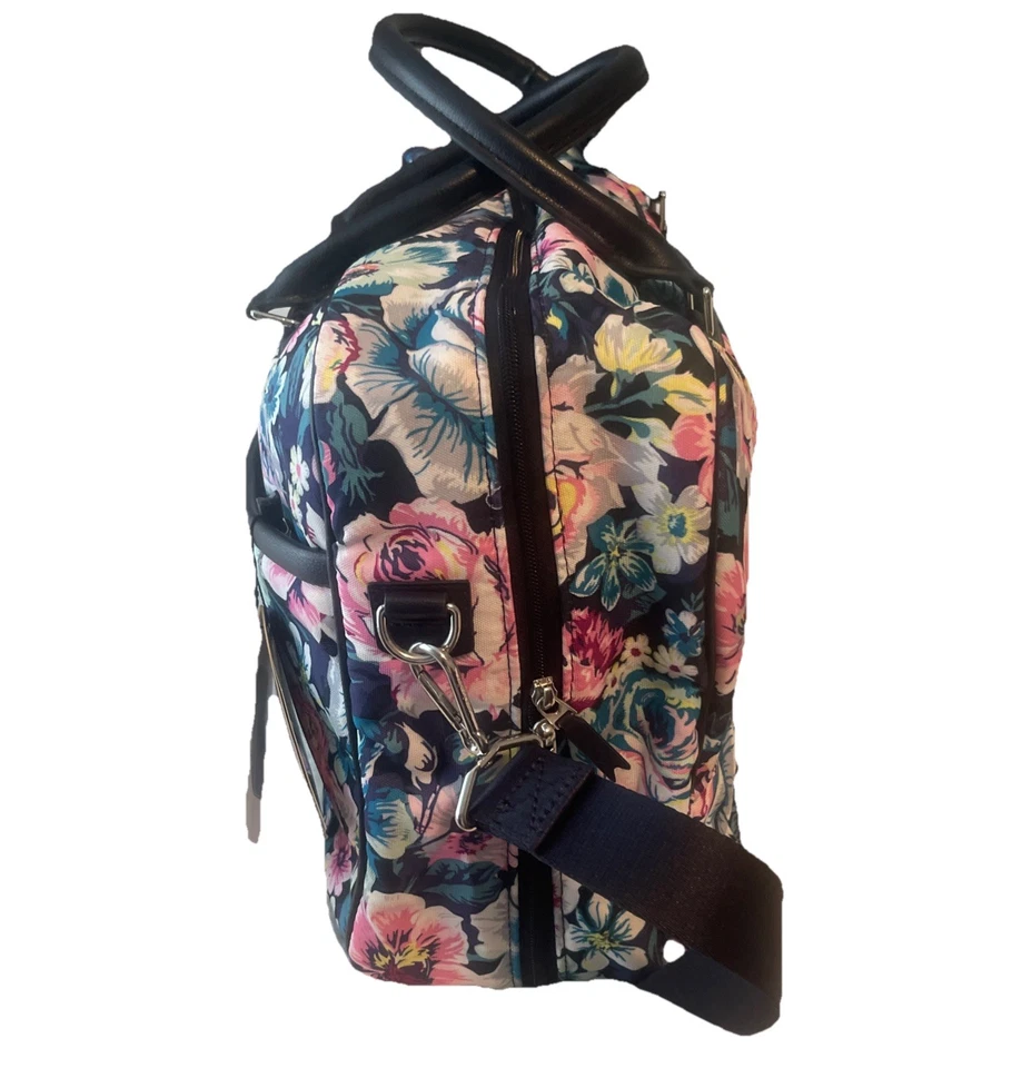 Vera Bradley Women's Iconic Lay Flat Weekender Duffel Bag Garden Grove 24734-Q21 - Image 4 of 4