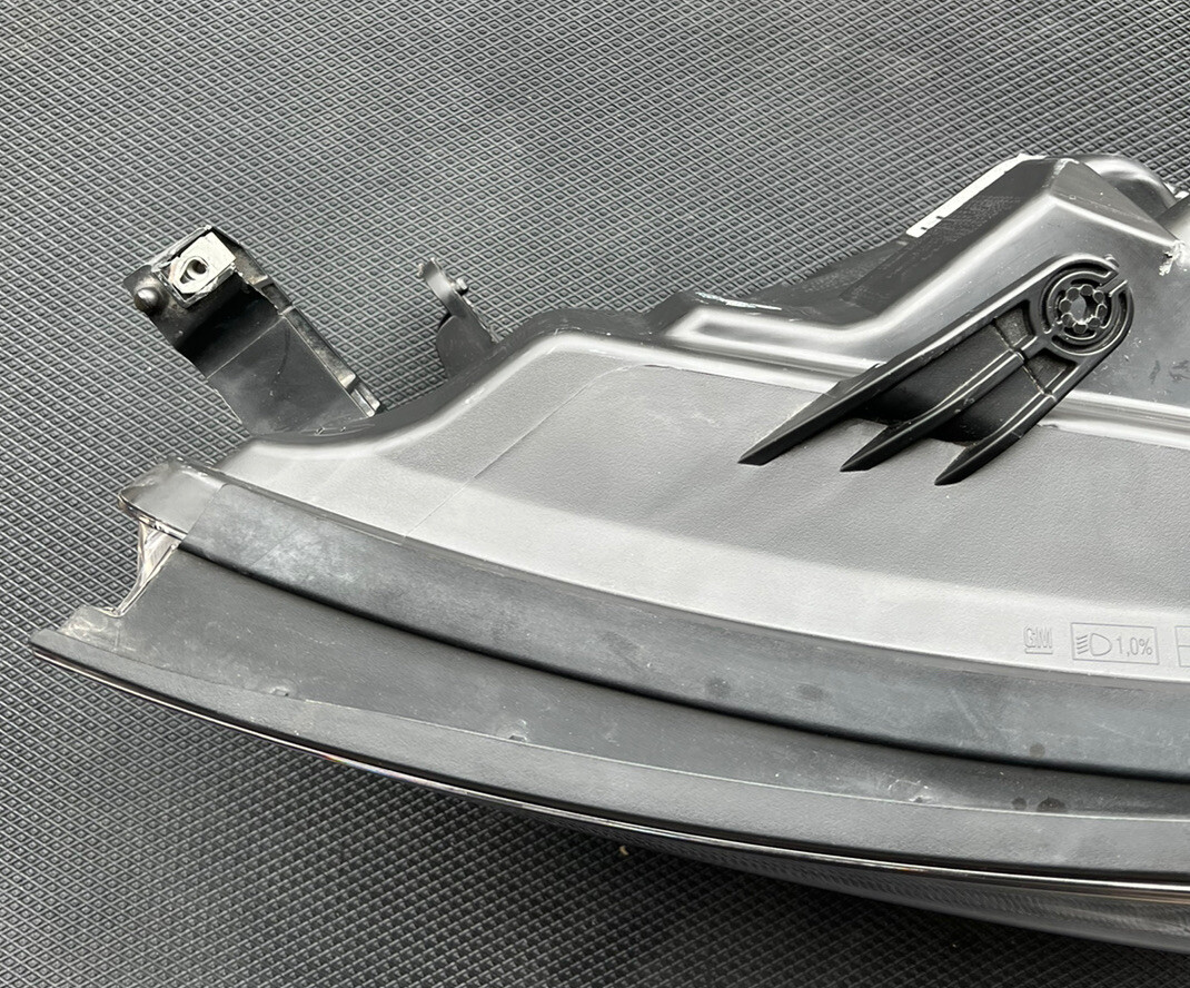 2017-2021 Buick Encore Left Driver Side Headlight OEM HID Xenon  