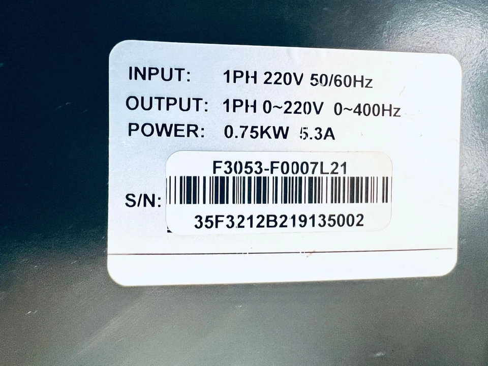 GRUNNL F3053-F0007l21 Digital Variable Frequency Inverter Drive F3053F0007l21 - Image 2 of 4