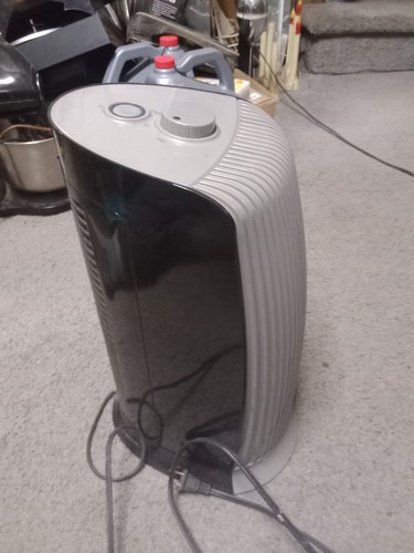 HUNTER TOWER LARGE ROOM UV & HEPA FILTER AIR PURIFIER MODEL 30993 - Picture 3 of 5