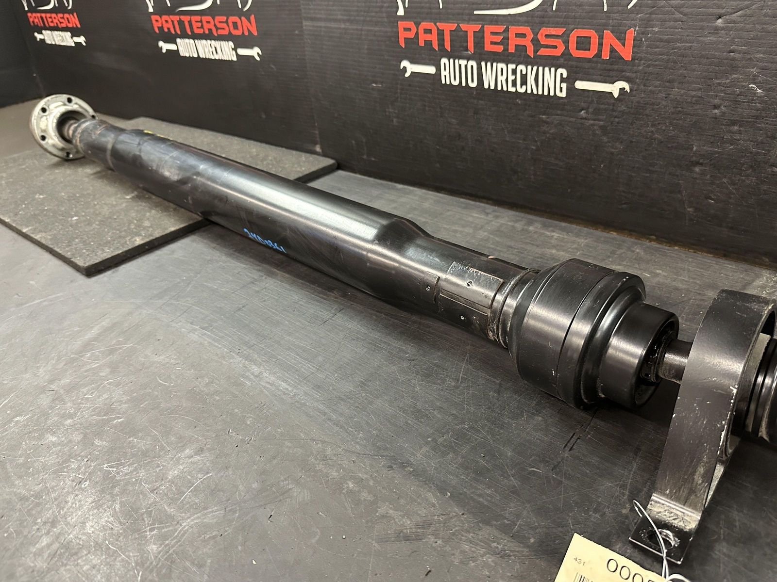 17-22 MASERATI QUATTROPORT 3.0 AT REAR DRIVE SHAFT W-WF:20" W-WR:31.75"
