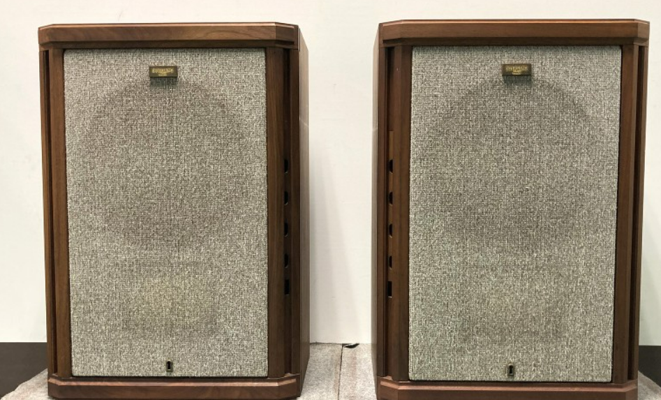 TANNOY Stirling TWW Speakers - Vintage Sound, Some Age TANNOY Stirling TWW Speakers - Vintage Sound, Some Age