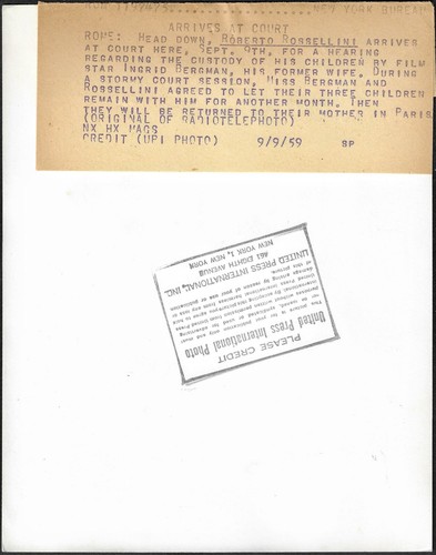 Foto de prensa estampada original del director Roberto Rossellini de los años 50 Ingrid Bergman - Imagen 2 de 2