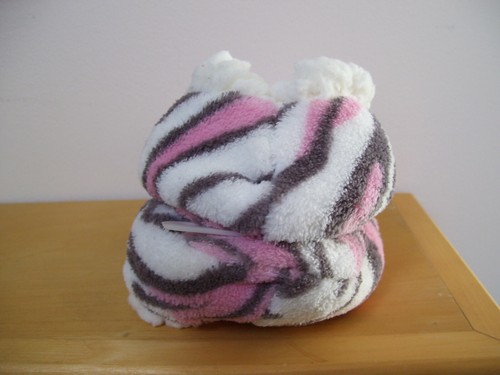 Girls Girl Thing Pink Gray White Zebra Faux Fur Gripper Slipper Socks Sz S/M - Picture 3 of 4