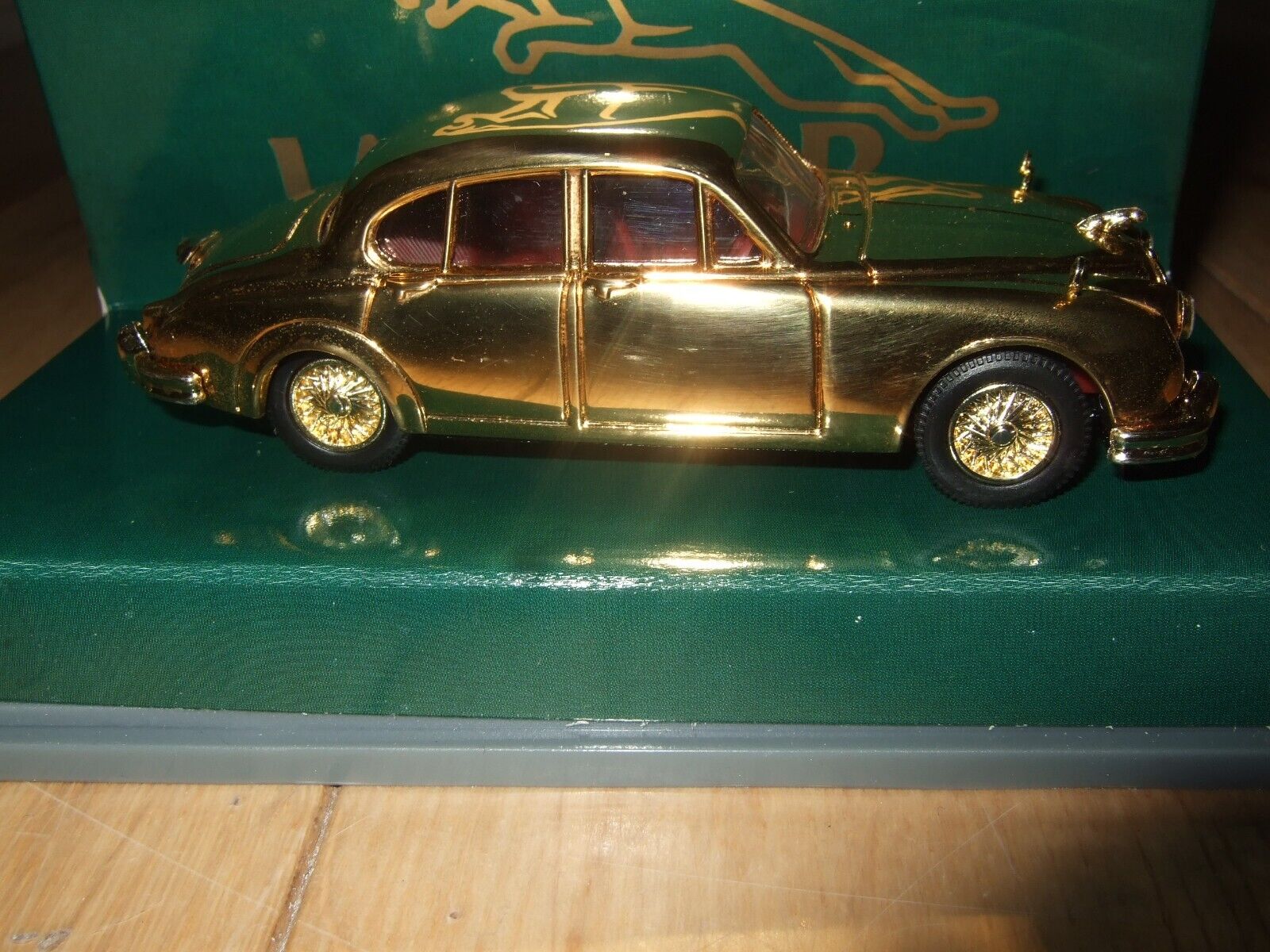 Picture 9 of 13