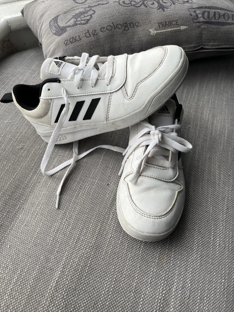 Boys adidas trainers sales size 3