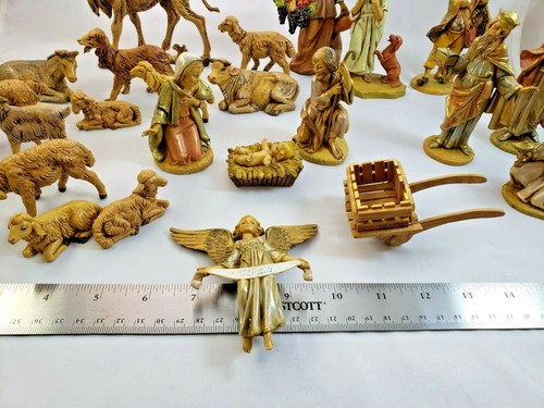 Fontanini Nativity Figurines Set 24 Pieces Christmas Christian Religious Decor - Picture 10 of 11