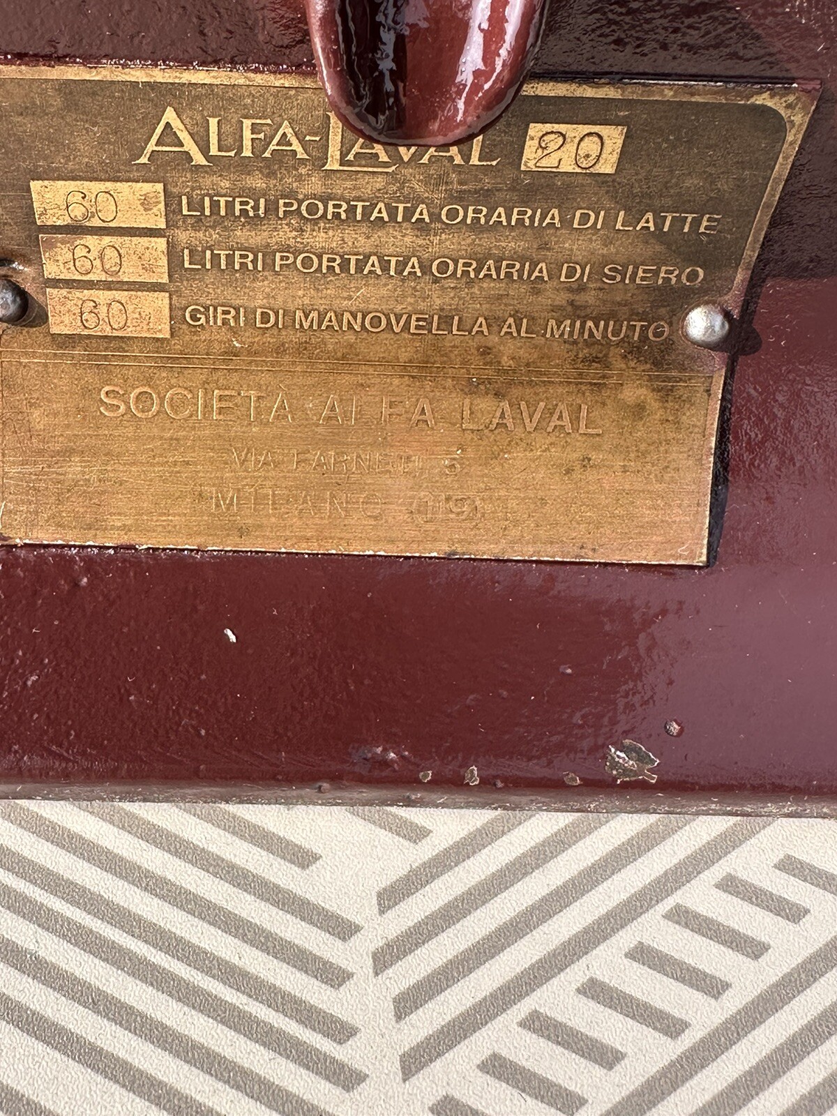Foto 4 di 16