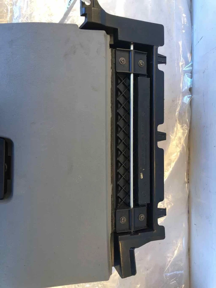 BMW Serie 3 328CI 2000 guantera tablero compartimento de almacenamiento pasajero derecho OEM Foto 3 de 4