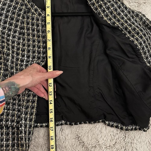 Corp Core -Evan Picone Women’s Tweed Jacket W Gold Detail Size 10P Downtown Girl - Picture 6 of 9