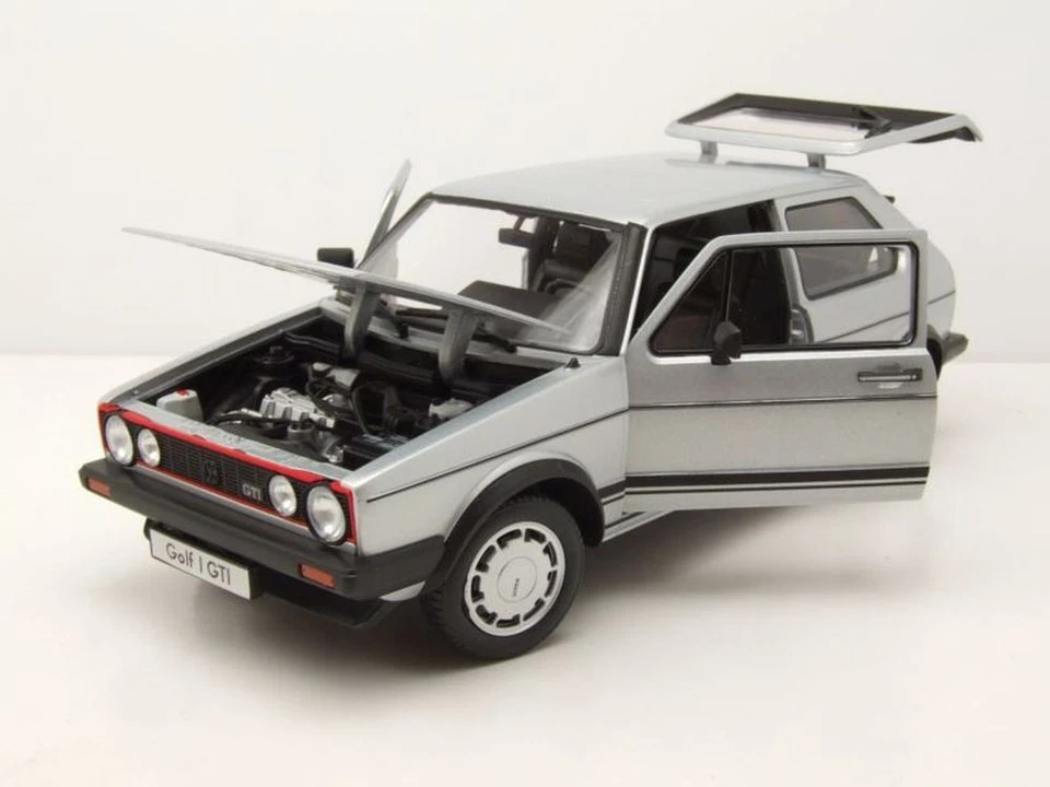 VW Golf 1 GTI Pirelli 1982 Argento Modellino 1:18 Welly - Immagine 4 di 4