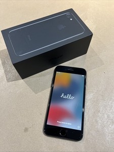 Apple iPhone 7 128GB Schwarz (Ohne Simlock) Space Grau