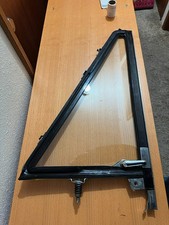 1966-1977 FORD BRONCO 1ST GEN PASSENGER SIDE VENT WING WINDOW   -- NICE!! --
