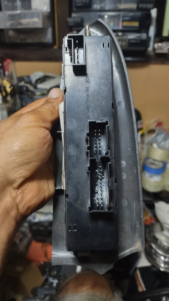 Interruptor de ventana Drivers Master 15085602 Chevy Trailblazer 2002-2004 Foto 2 de 4