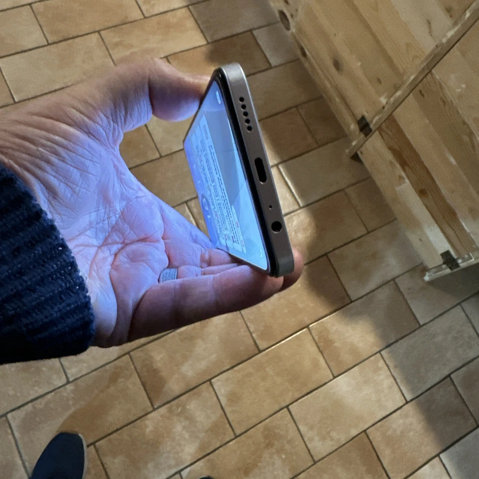 Smartphone vivo y19s  4g  - Immagine 4 di 4