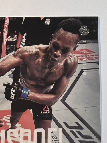 2021 Panini Chronicles Luminance UFC Israel Adesanya #60 - Picture 4 of 6