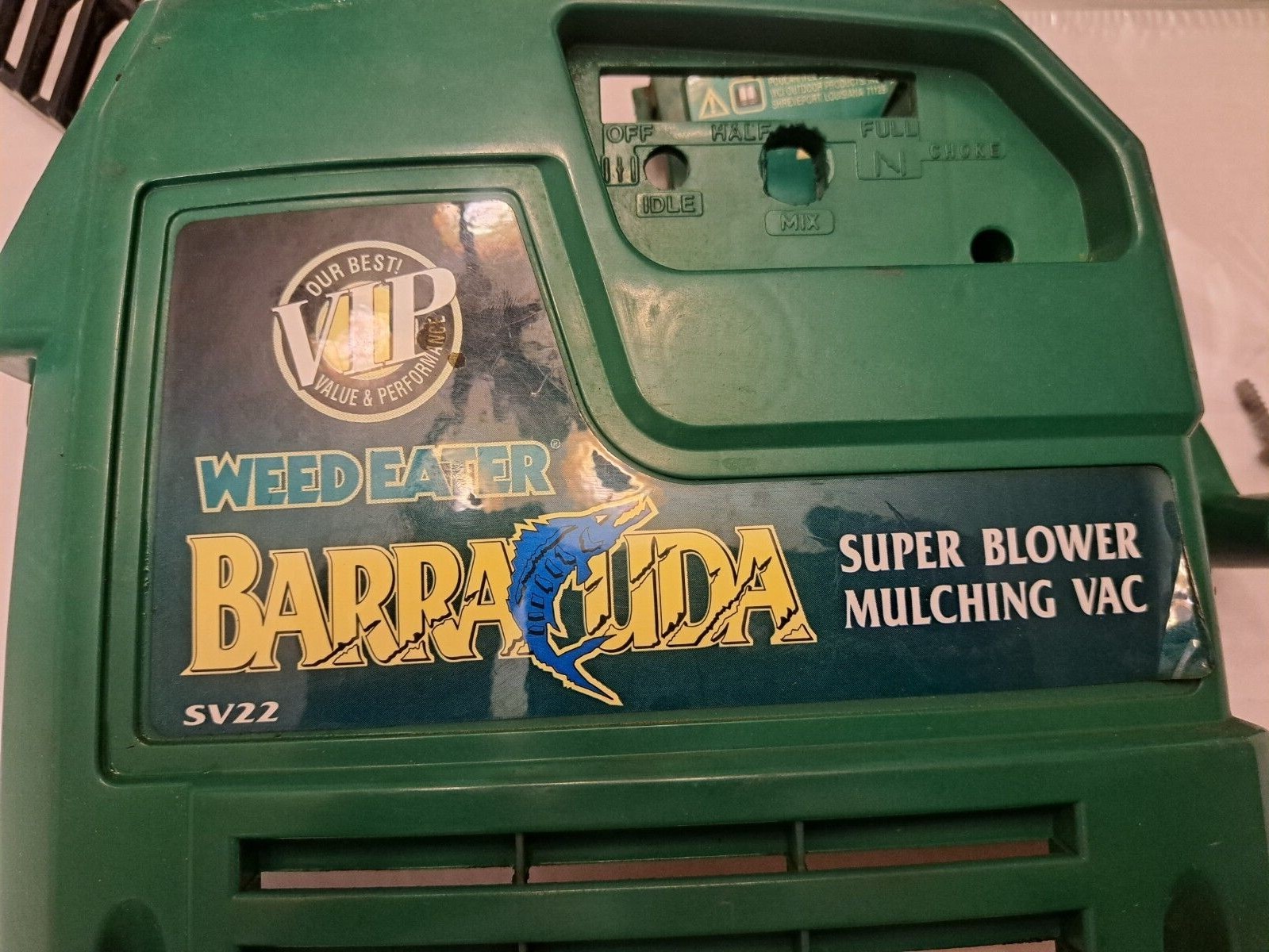 SV22 Weed Eater Barracuda Engine Cover with Mounting Hardware eBay