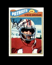 Steve Grogan Signed 1977 Topps New England Patriots Autograph