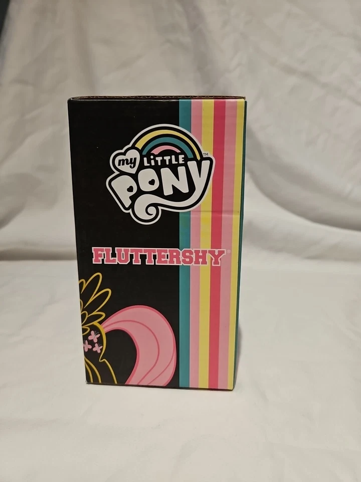 Figura Vinilo Funko My Little Pony Fluttershy Chase Variante Brillo Transparente. ¡Raro! Foto 4 de 4