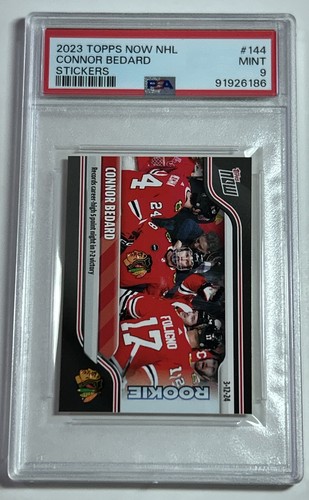 2023-24 Topps Now NHL Connor adesivi letto Rookie RC #144 PSA 9 Blackhawks