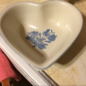 PFALTZGRAFF YORKTOWNE LARGE HEART SHAPED SERVING BOWL EUC CERAMIC | eBay PFALTZGRAFF YORKTOWNE LARGE HEART SHAPED SERVING BOWL EUC CERAMIC | eBay