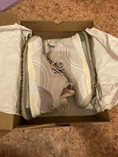 Jordan Aerospace 720 White jumpman gr 42,5