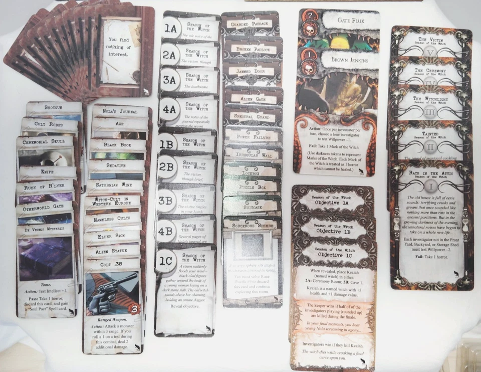 Juego incompleto de cartas de expansión Mansions of Madness: Season of the Witch faltan Foto 2 de 3