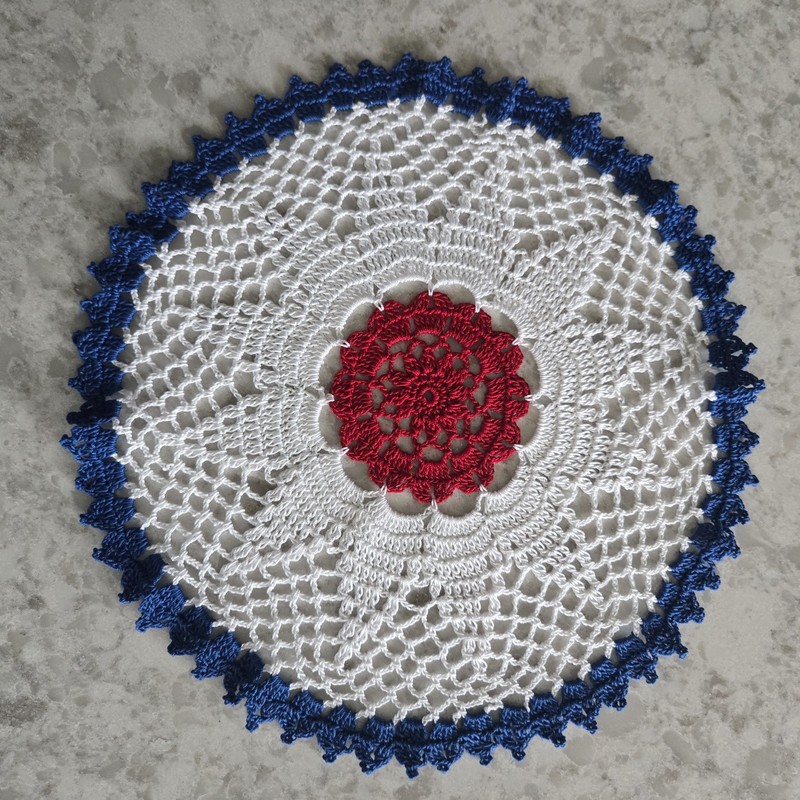 Veterans Memorial Independence Day Patriotic crochet lace doily 12" 