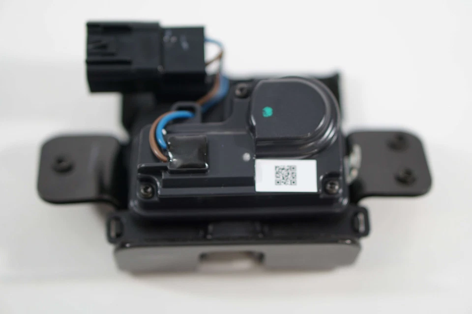 ✅ 2007 - 2017 Chevrolet GMC conjunto de trava de porta traseira 13584872 fabricante de equipamento original - Imagem 2 de 4