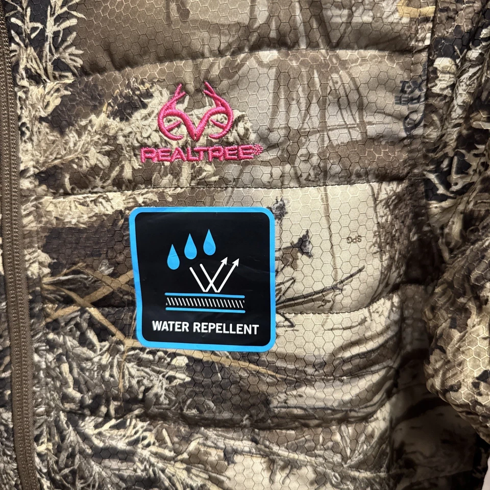 RealTree Max1 XT Women's Med Puffer Lightweight Jacket Hunt Coat Camo/Pink - Image 2 of 4