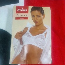 Triumph Doreen Non-Wired Full Cup Bra, 36B in White