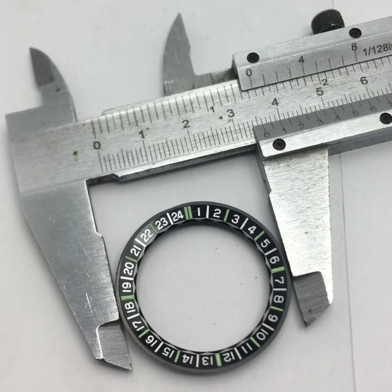 Reloj Orient World Diver Y469622-7A Bisel Anillo Interior Nuevo de Lote Antiguo Foto 3 de 4