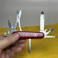 Victorinox Swiss Army Knife Passenger Plus 91mm Red w/13 Tools Rare and Retired