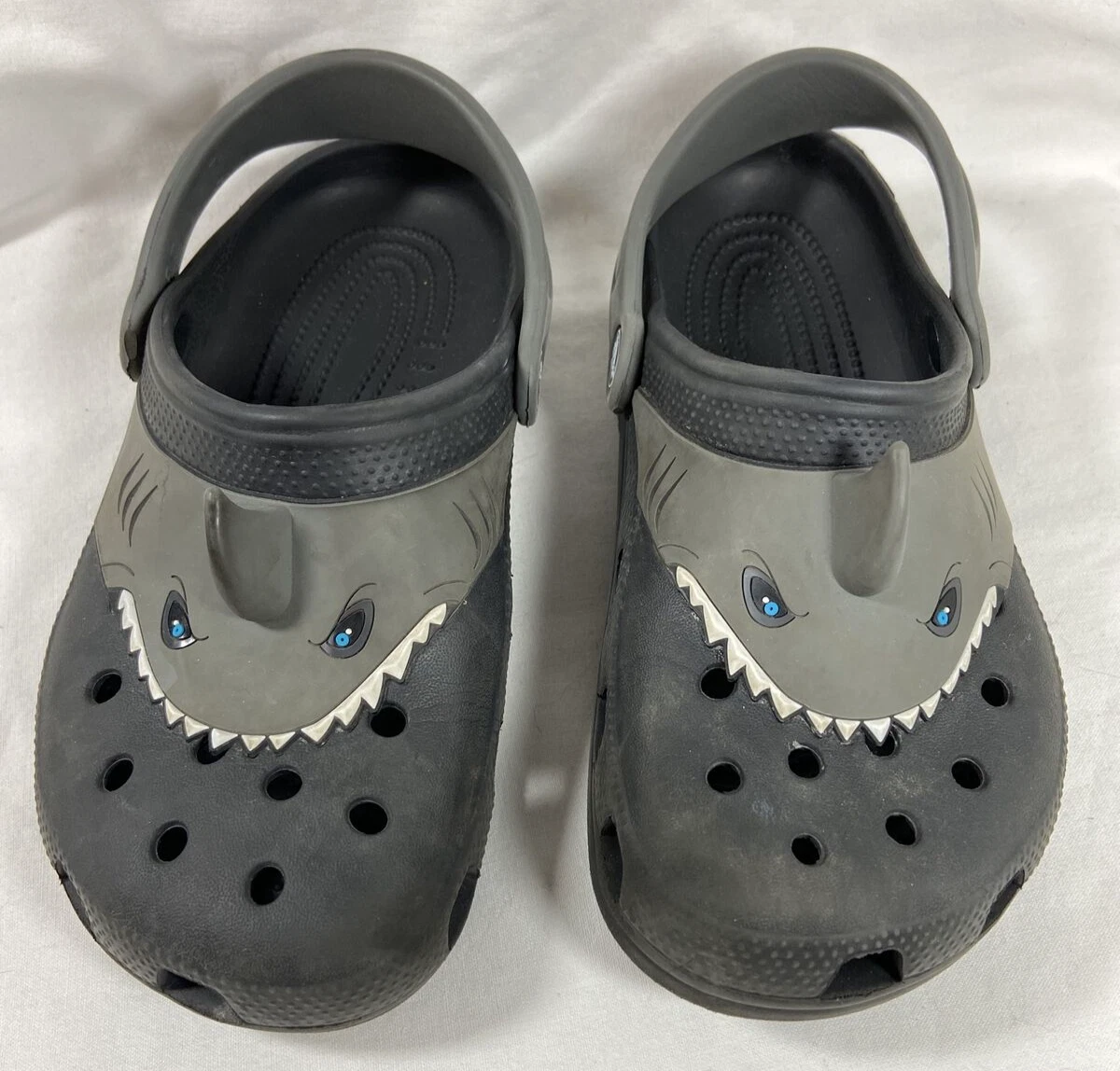 Crocs Classic Clog I Am Shark 207072 001 Kids Size J3 Youth 3