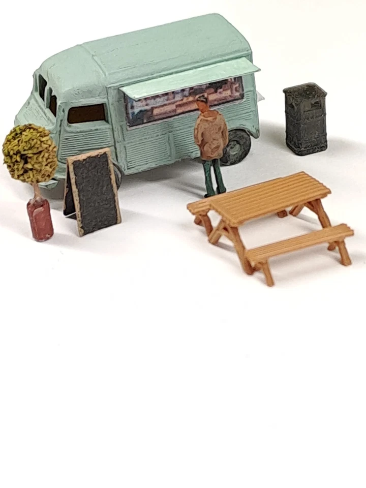 N gauge catering van town market stall Citroen van station street furniture. - Image 2 of 4