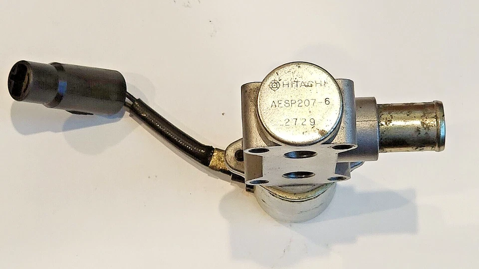 87-94 SUBARU LOYALE, DL, GL-10 RALENTÍ CONTROL AIRE VÁLVULA IAC HITACHI AESP207-6 Foto 2 de 3