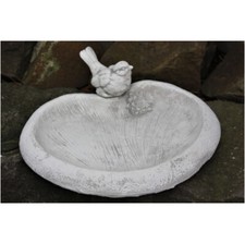 VOGELTR&Auml;NKE HERZ mit VOGEL aus STEINGUSS FROSTFEST TR&Auml;NKE NEU GARTEN JA-051