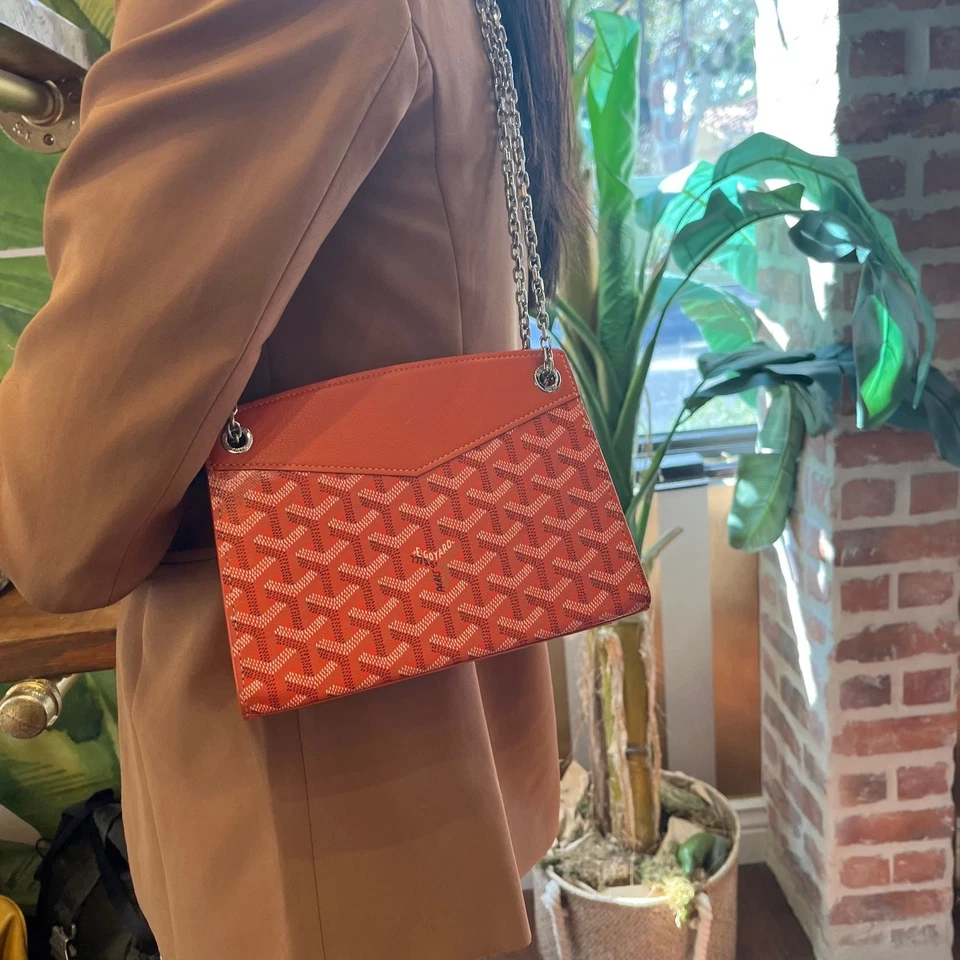GOYARD Sac Rouette Estruturada Mini Laranja Goyardine Chevroches Bolsa de Couro de Bezerro - Imagem 2 de 4