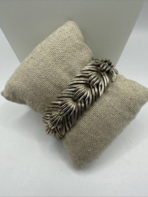 Vintage Lisner Light Gold-tone Sprig Link Panel Bracelet 7.5 