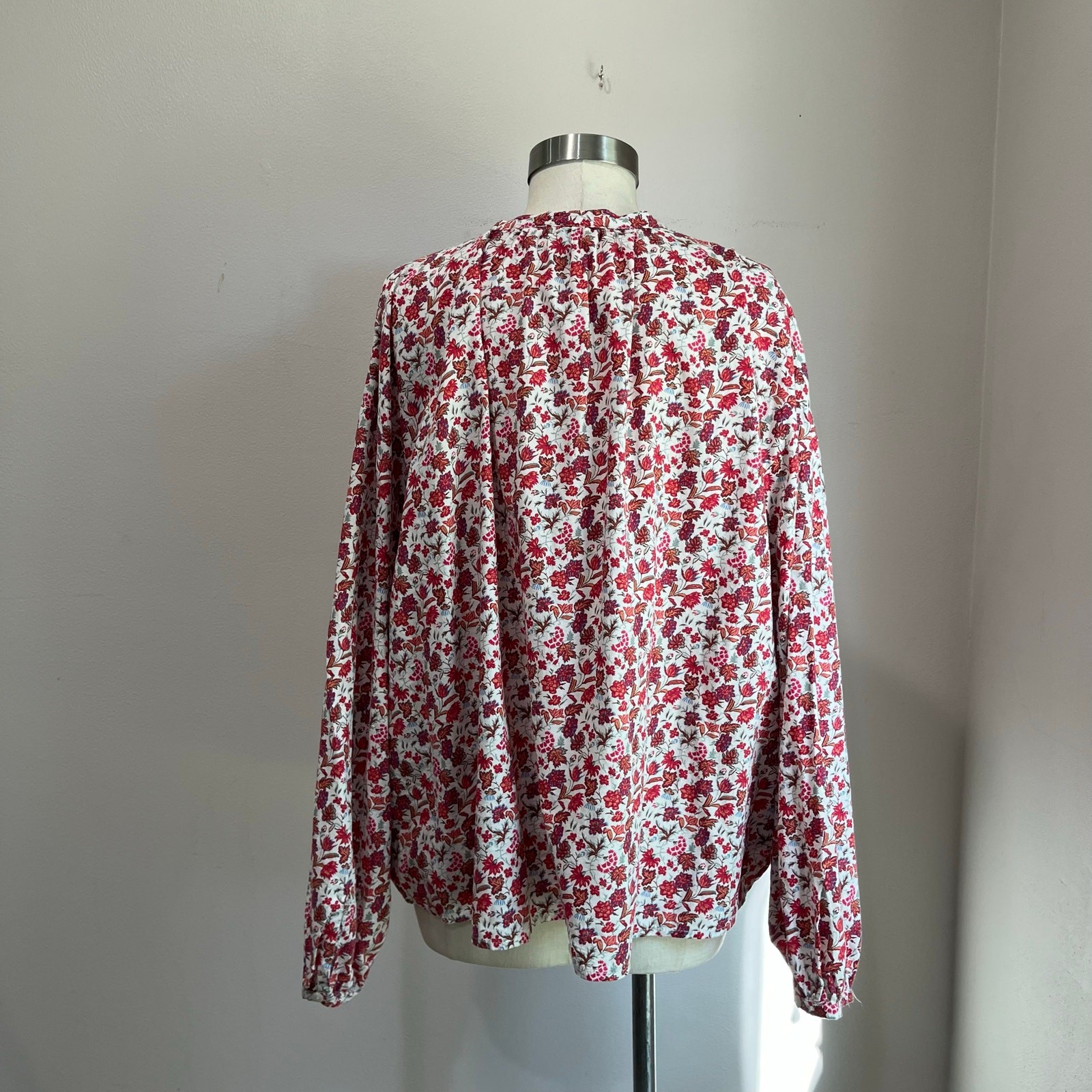 Universal Thread Red Ditzy Boho Peasant Floral Bl… - image 3