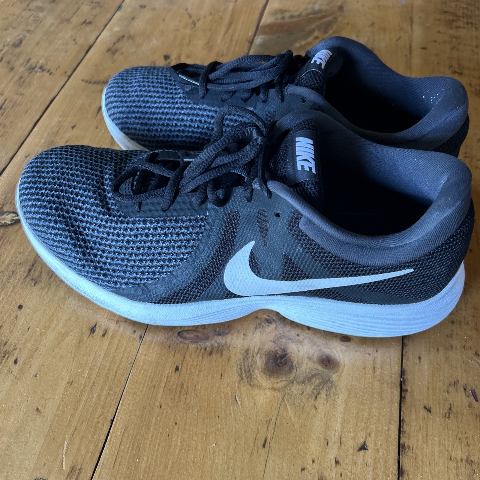 SAOLA Scarpe da ginnastica Nike uomo taglia 11w